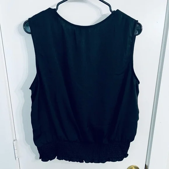 💕NWT Alex & Lili black sleeveless blouse - Picture 3 of 3